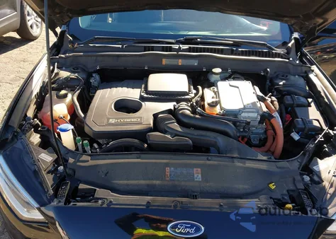 2017 Ford Fusion Hybrid Se z USA, uszkodzony, nr VIN 3FA6P0LU9HR159881